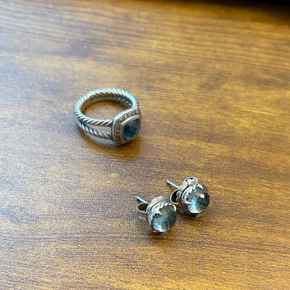David Yurman Ring and Earring Set with Blue Stones - Picture 4 of 13